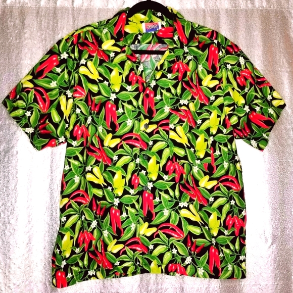 Dem Crazy EUC L Hawaiian short-sleeved button-down shirt - PEPPERS! 🌶🌶🌶 - Picture 1 of 9